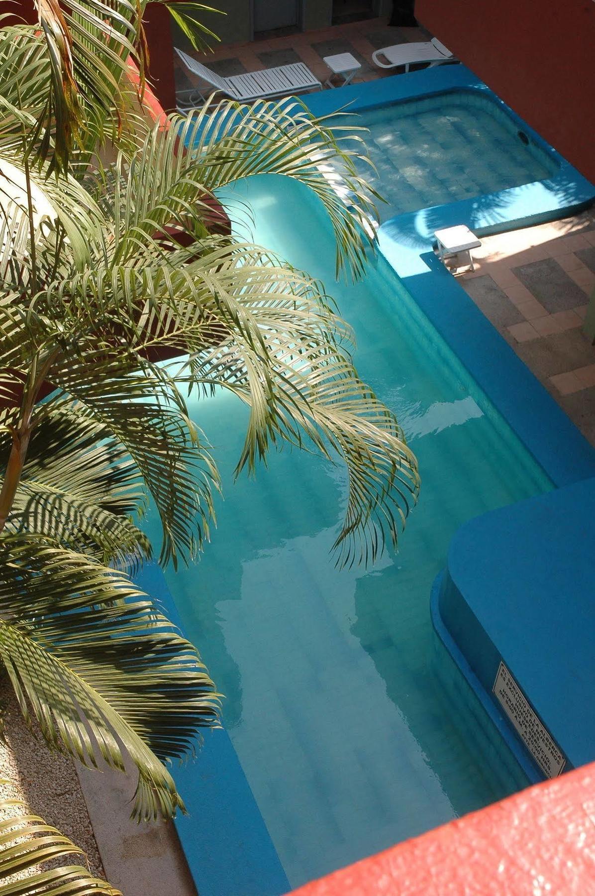 Hotel Marlon Chetumal Exterior foto