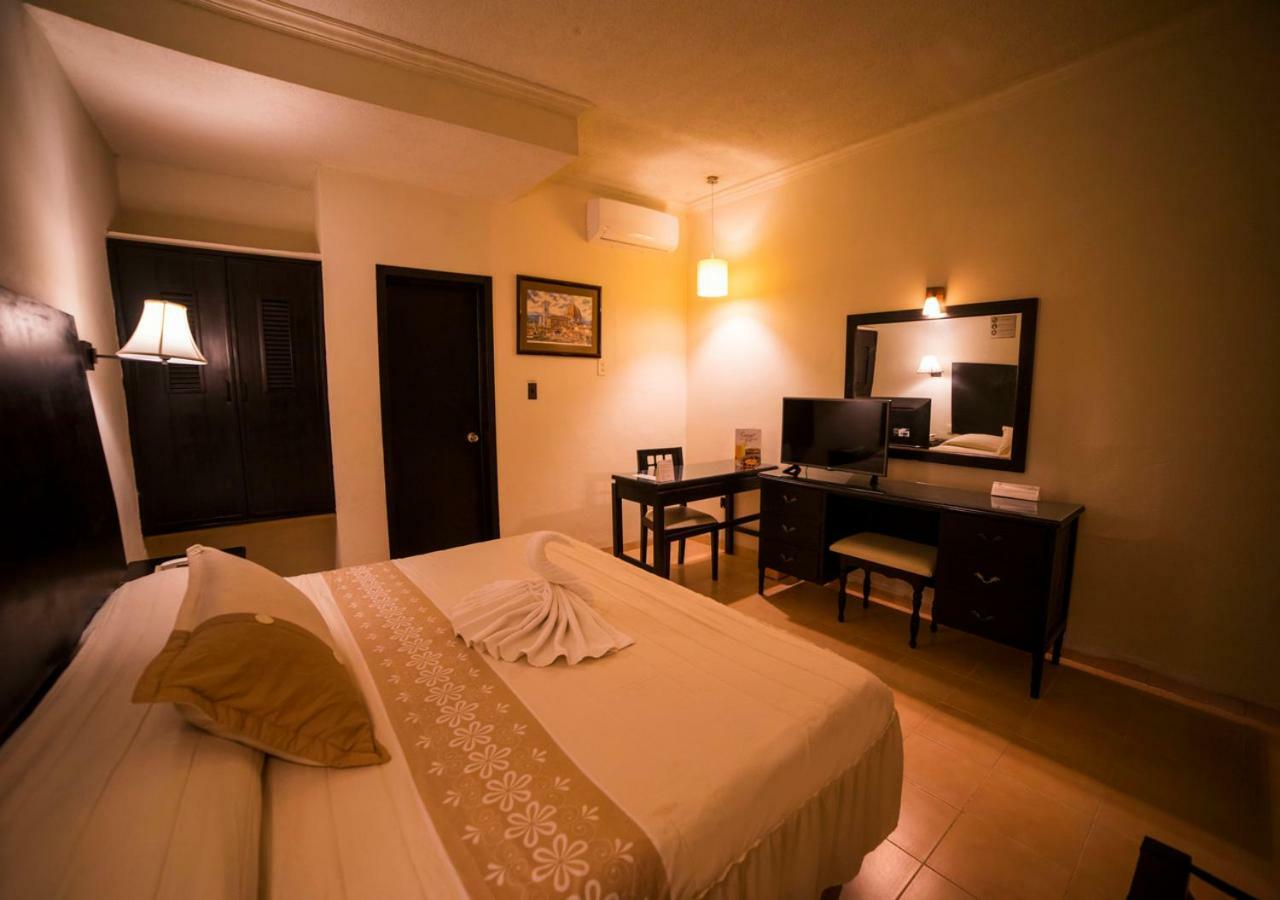 Hotel Marlon Chetumal Exterior foto